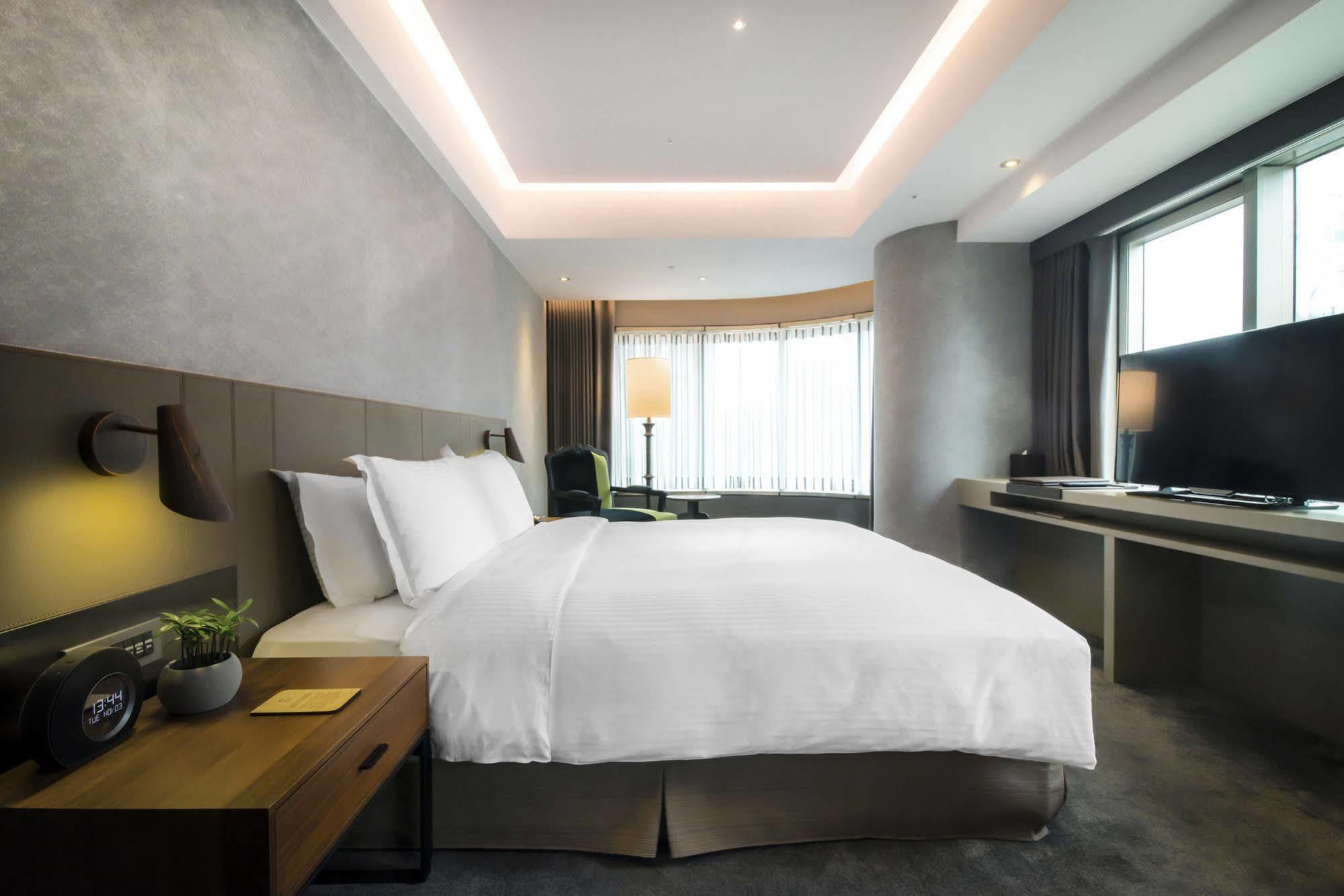 Check Inn Taipei Nanjing Exterior foto